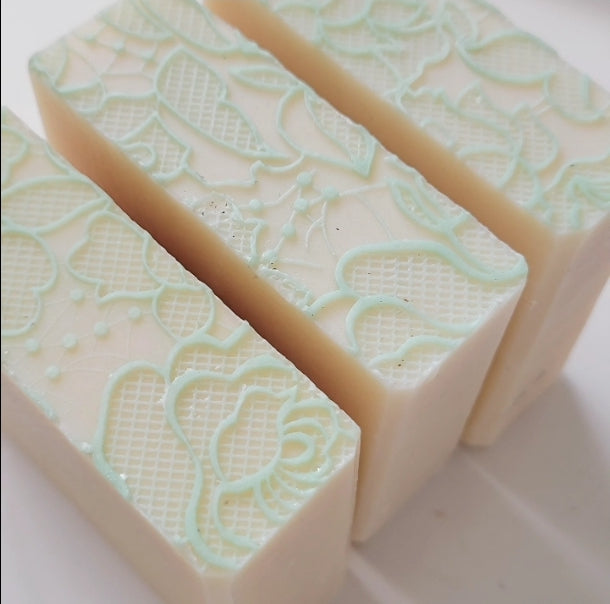 White Tea + Thyme Goat Milk Soap